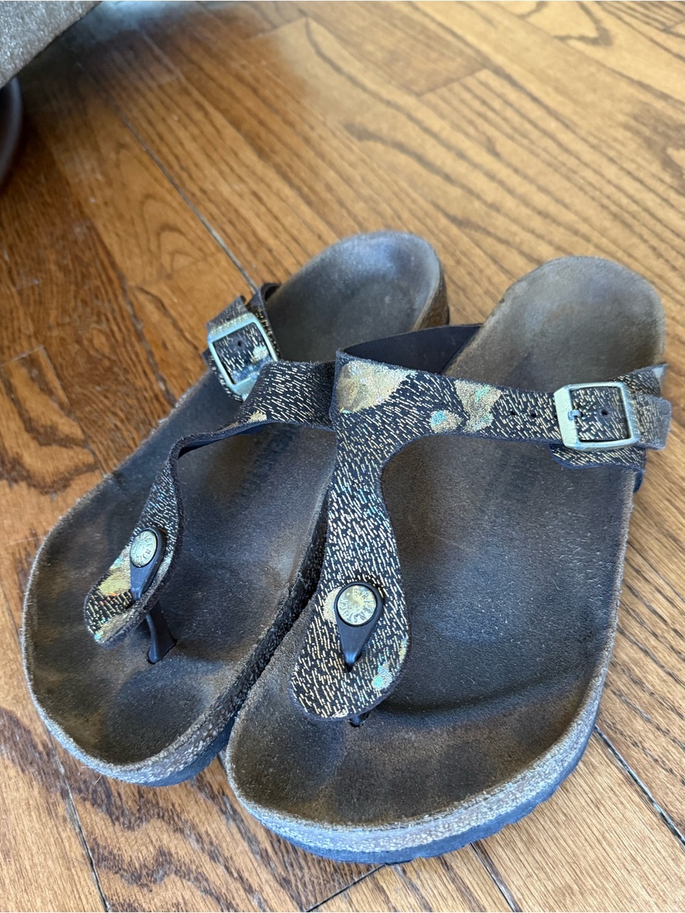 Birkenstock Thong Flip Flops Sz 40
